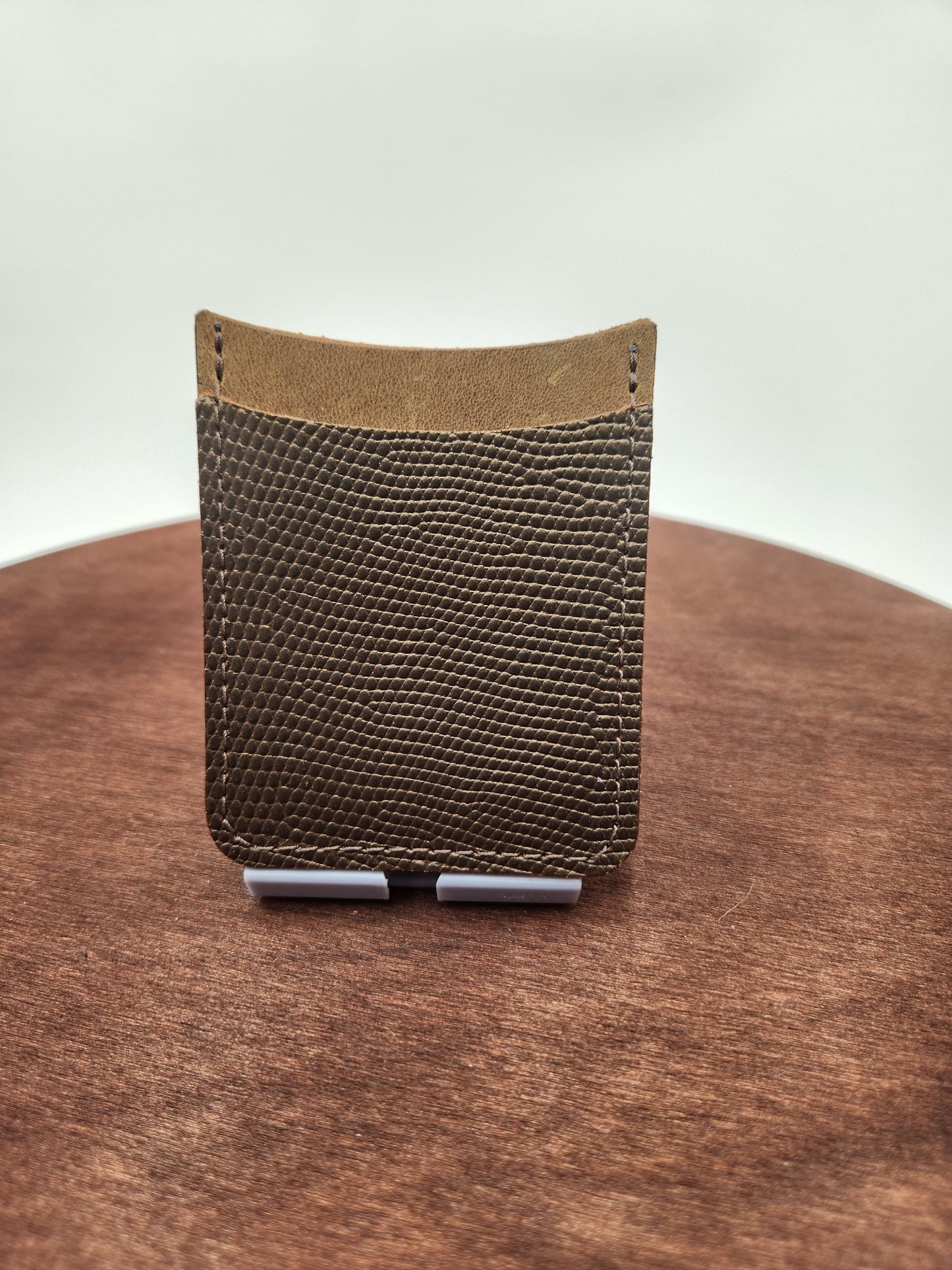 Vertical Leather Card Wallet – Brown & Embossed Bronze Scale Print