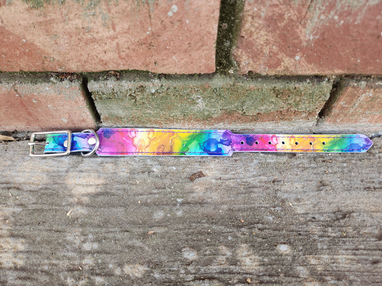 Rainbow collar
