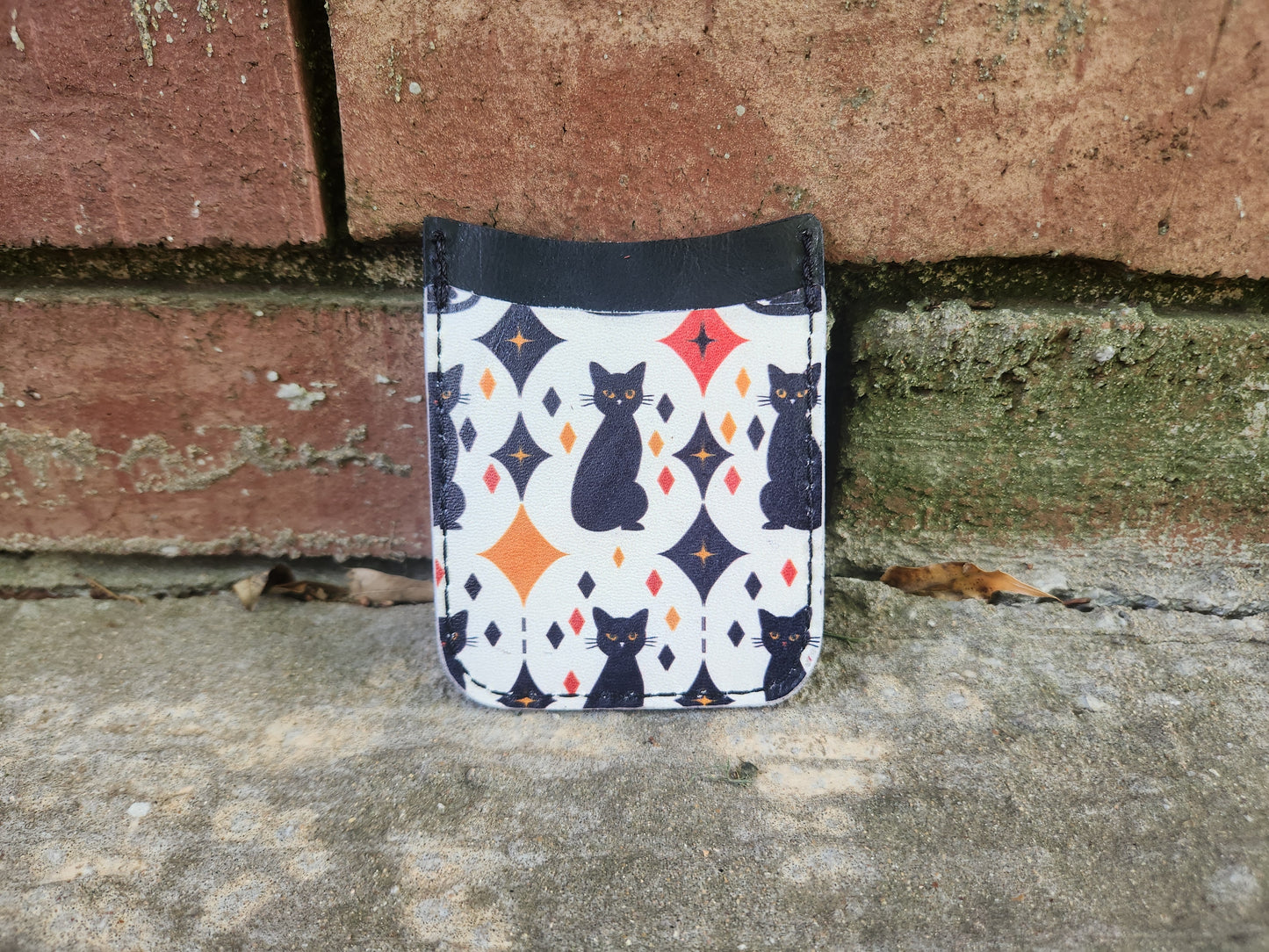 Vertical Retro Black Card Wallet