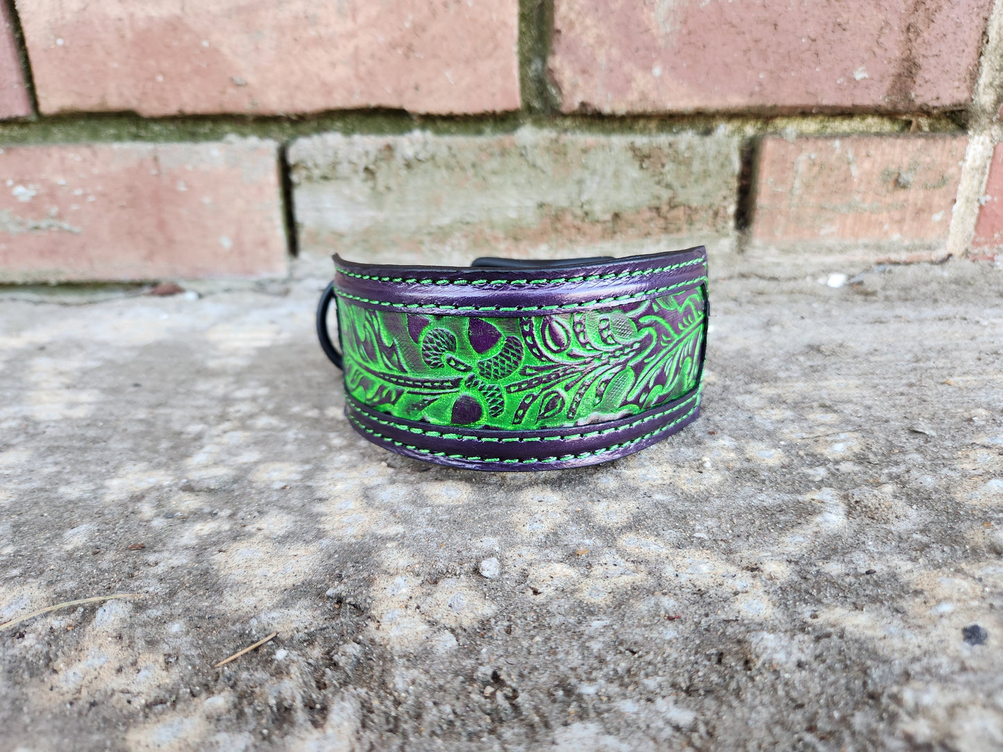 Purple and Green Leaf Collar