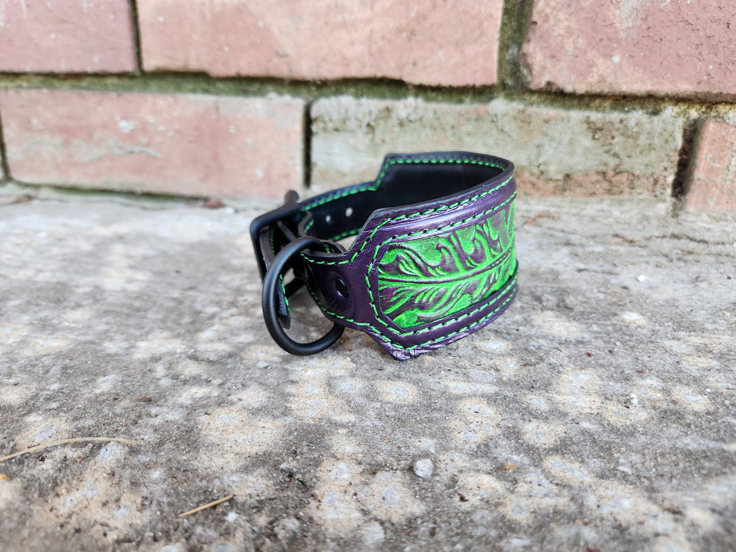 Purple and Green Leaf Collar