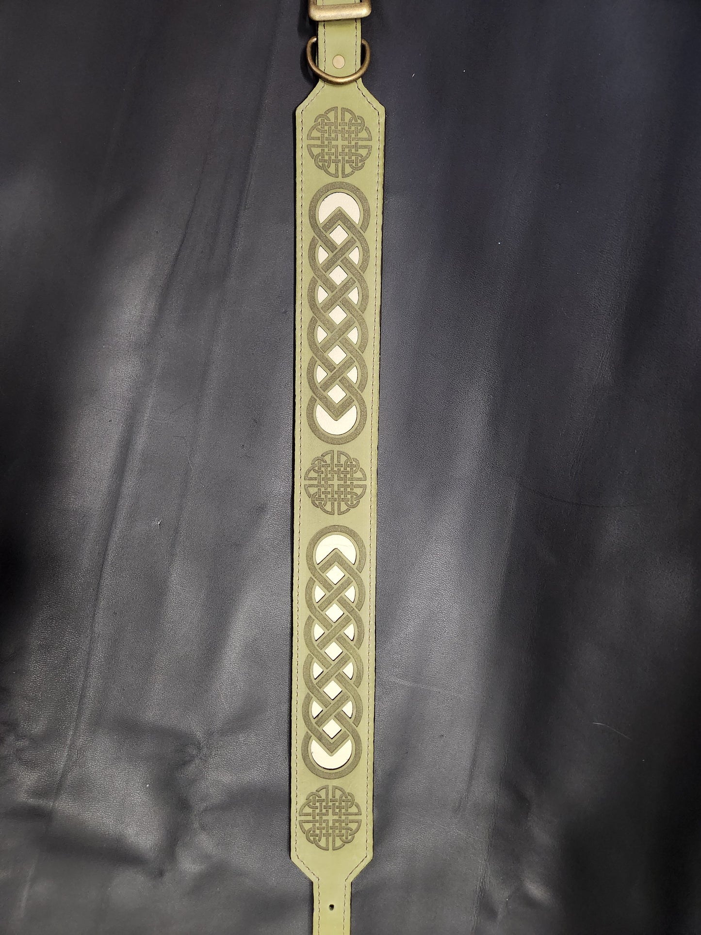 Green Celtic Collar