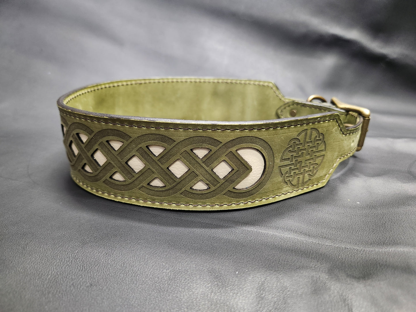 Green Celtic Collar