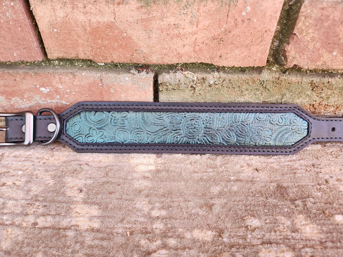 Custom 2in Wide Buckle Collar W/Frame